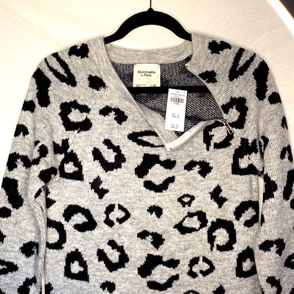 BNWT Abercrombie&Fitch tunic sweater - Picture 4 of 6